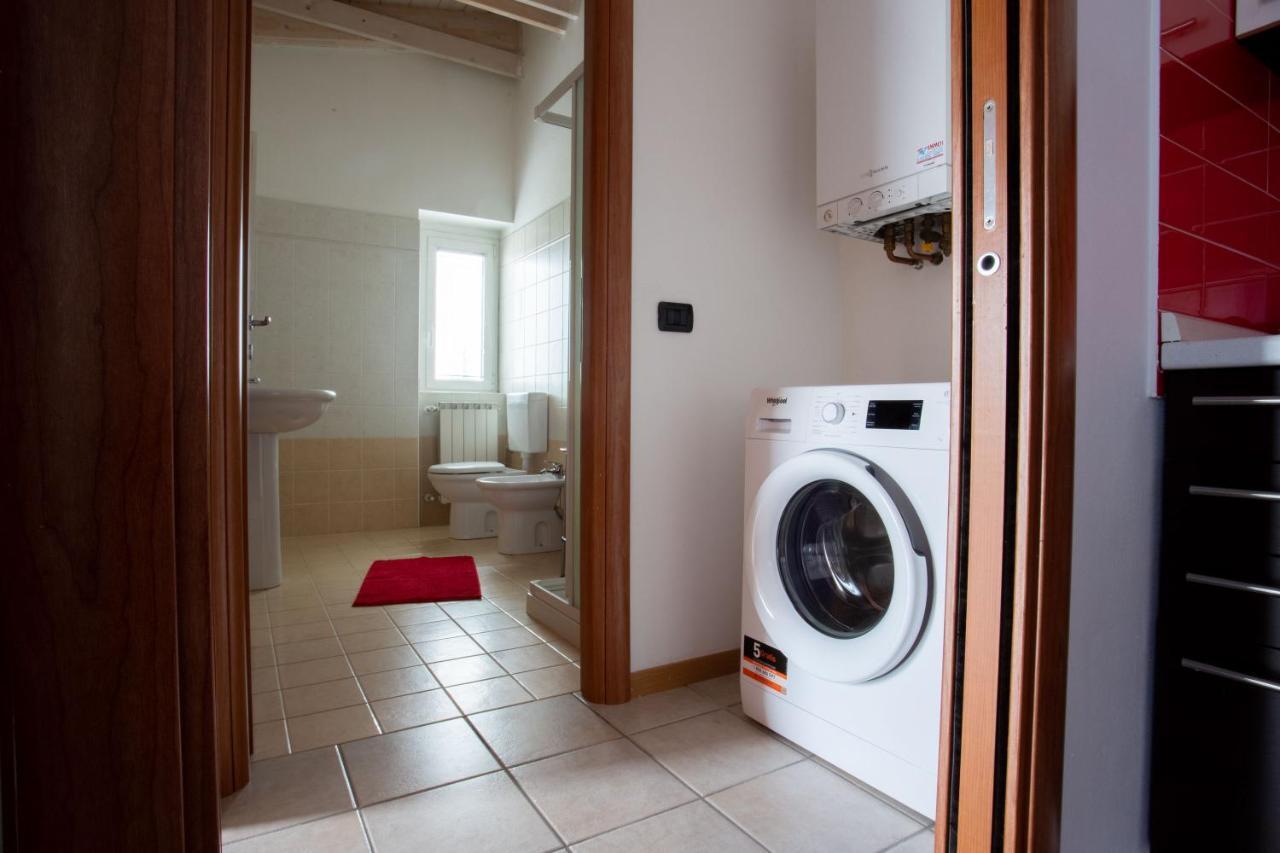 Casa Vacanze Valeria Sondrio Bagian luar foto