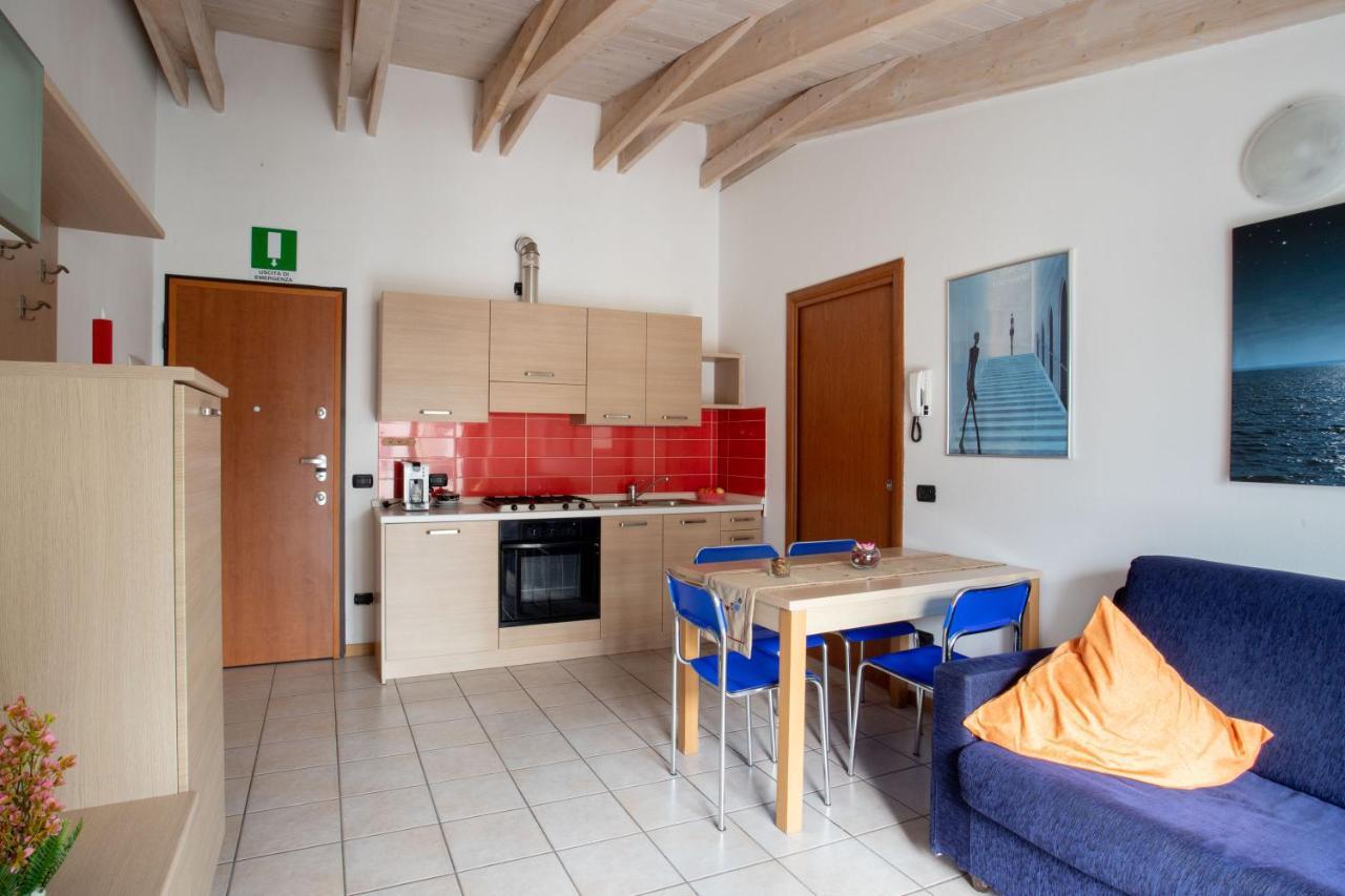 Casa Vacanze Valeria Sondrio Bagian luar foto